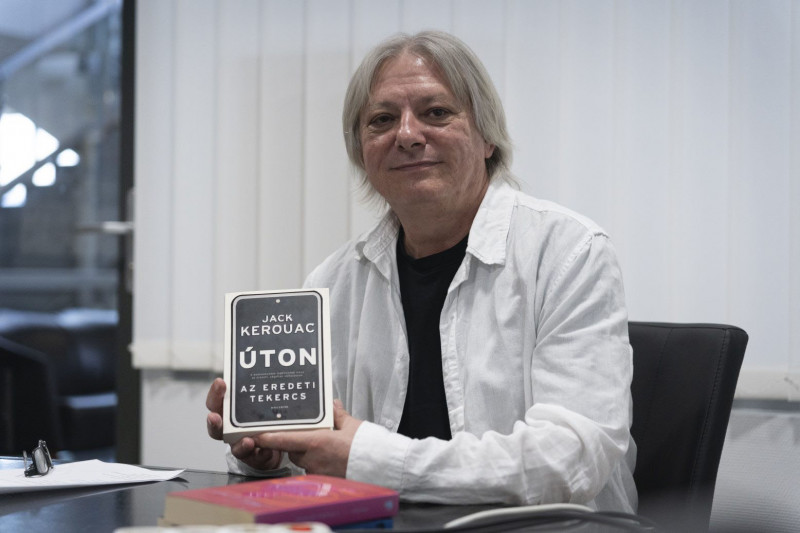 M. Nagy Miklós, a Helikon Kiadó irodalmi vezetője Reményi József Tamás-díjas